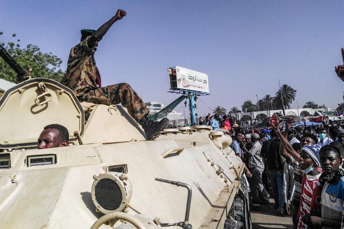 Militer Sudan Tidak Akan Serahkan Kekuasaan ke Sipil Sampai Pemilu Diadakan